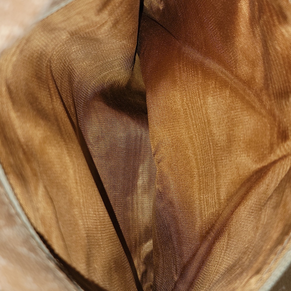 Authentic Gucci plus travel bag - Picture 13 of 14